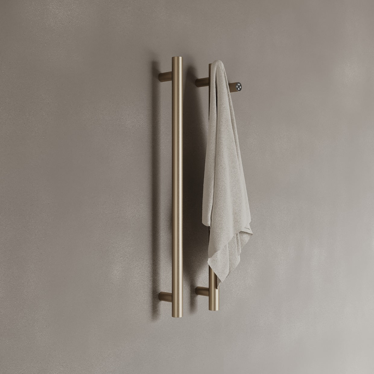 WALL-MOUNTED VERTICAL HEATED TOWEL RACK WITH DIGITAL DISPLAY