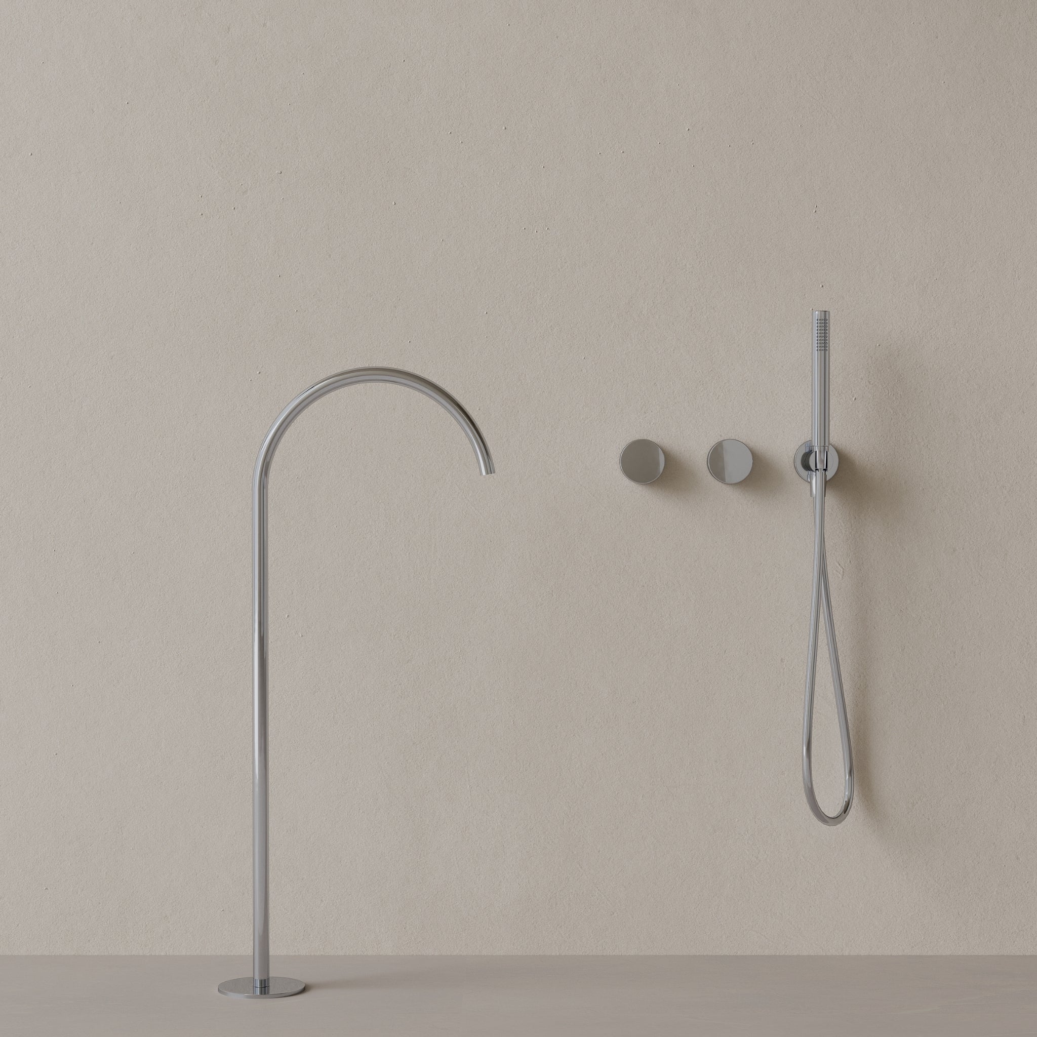 Modern High Arc Floor-mounted Bathtub Filler